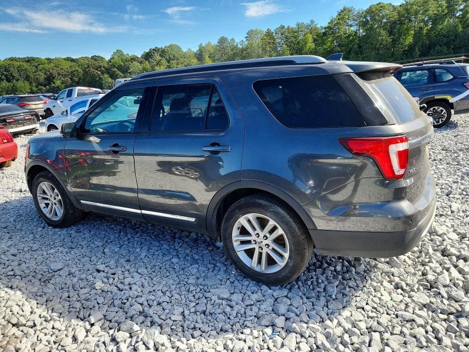 2017 FORD EXPLORER XLT 2