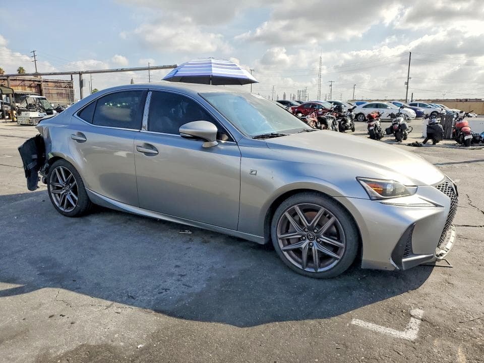 2017 LEXUS IS 200T 4