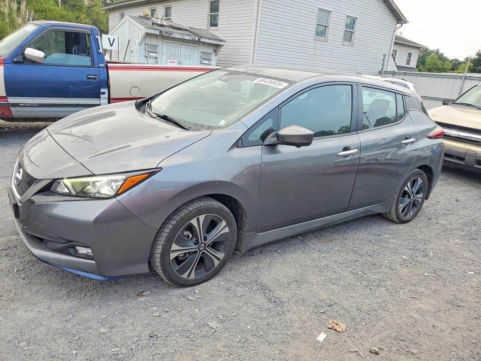 2022 NISSAN LEAF SV PLUS