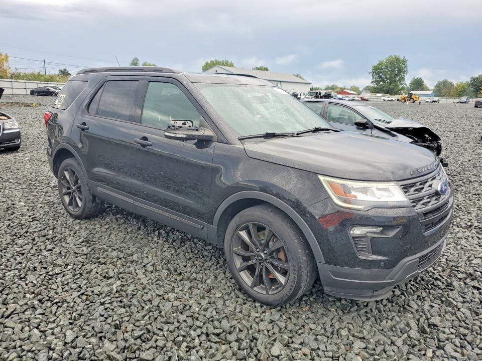 2018 FORD EXPLORER XLT 4
