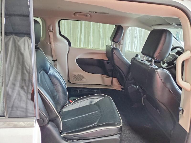 2023 CHRYSLER PACIFICA HYBRID TOURING L 11