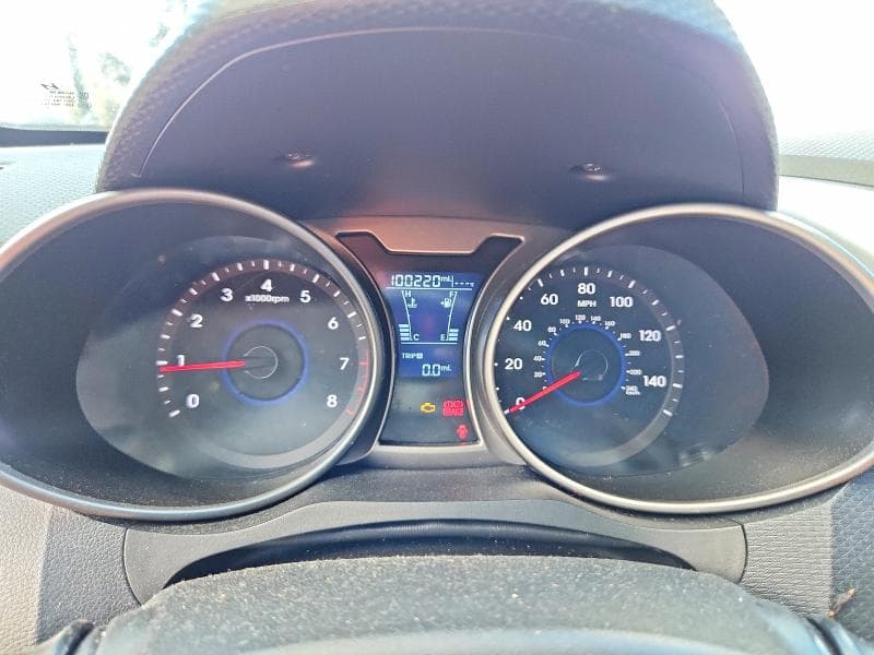 2017 HYUNDAI VELOSTER VALUE EDITION 9