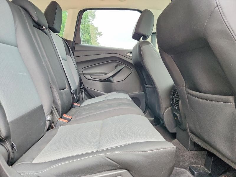 2017 FORD ESCAPE SE 11