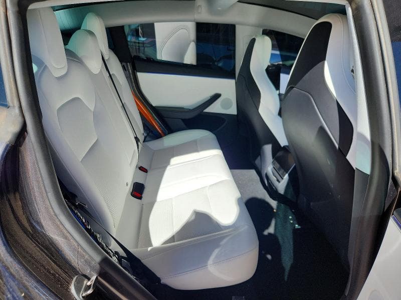 2024 TESLA MODEL 3 10
