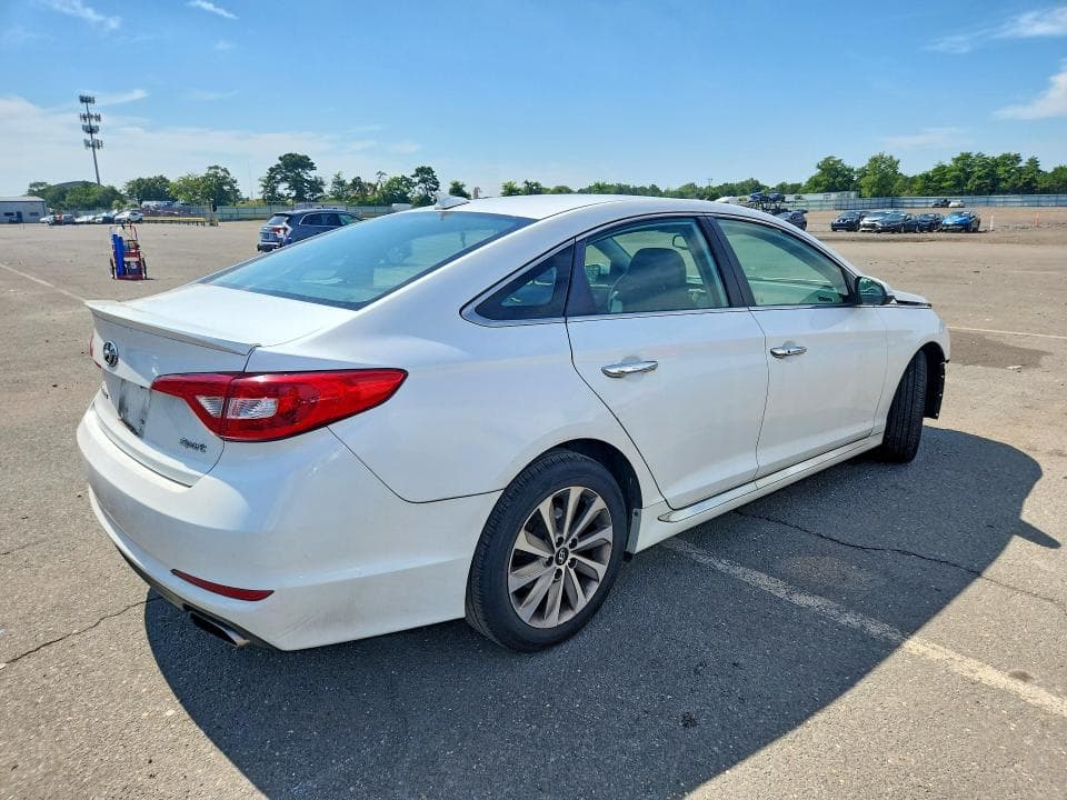 2017 HYUNDAI SONATA SPORT 3