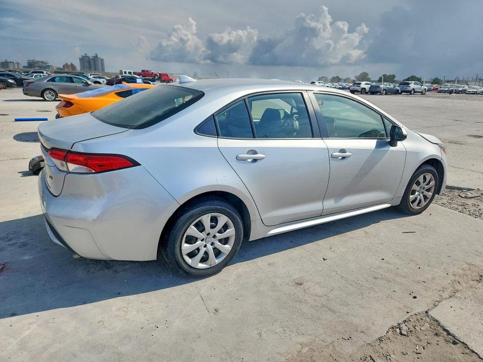 2020 TOYOTA COROLLA LE 3