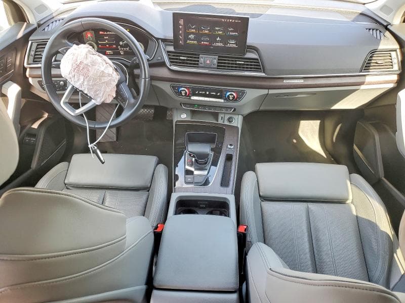 2021 AUDI Q5 E PRESTIGE 8
