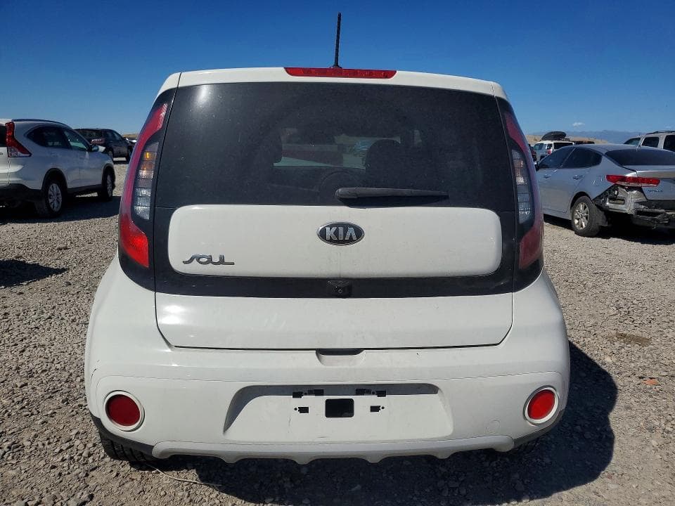 2019 KIA SOUL + 6