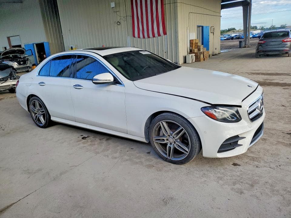 2017 MERCEDES-BENZ E 300 4