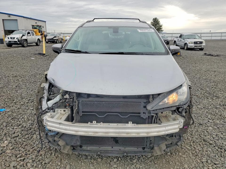 2021 CHRYSLER VOYAGER LXI 5