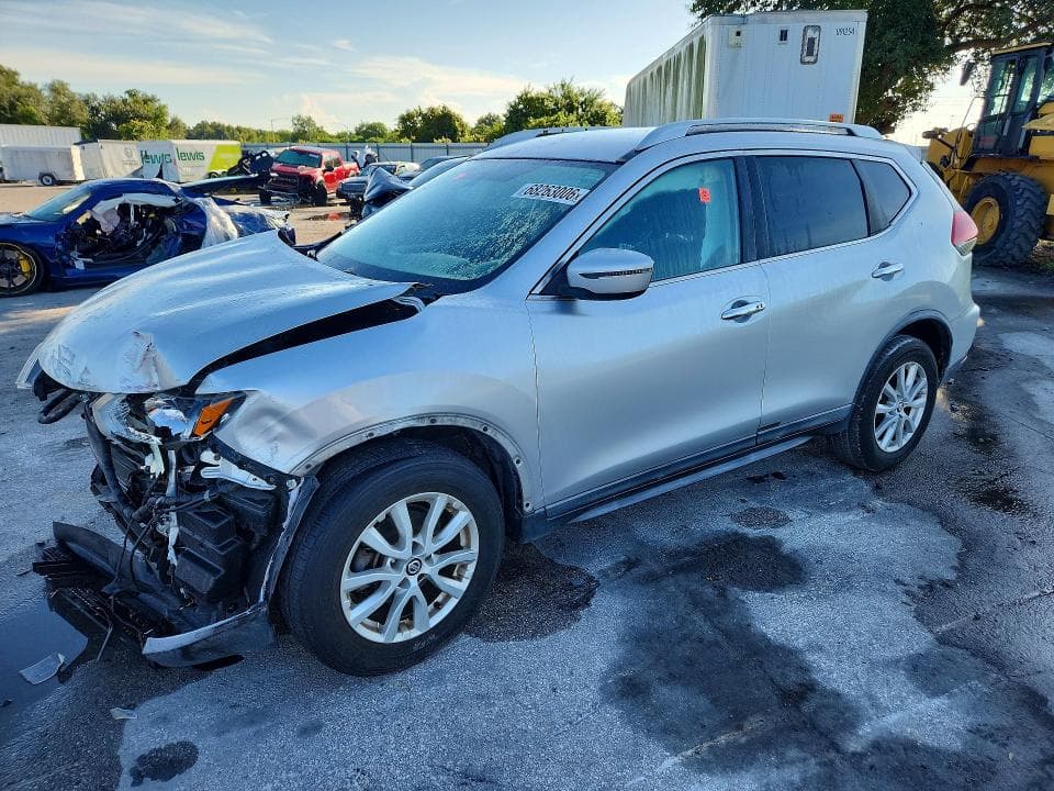 2018 NISSAN ROGUE SV - 1