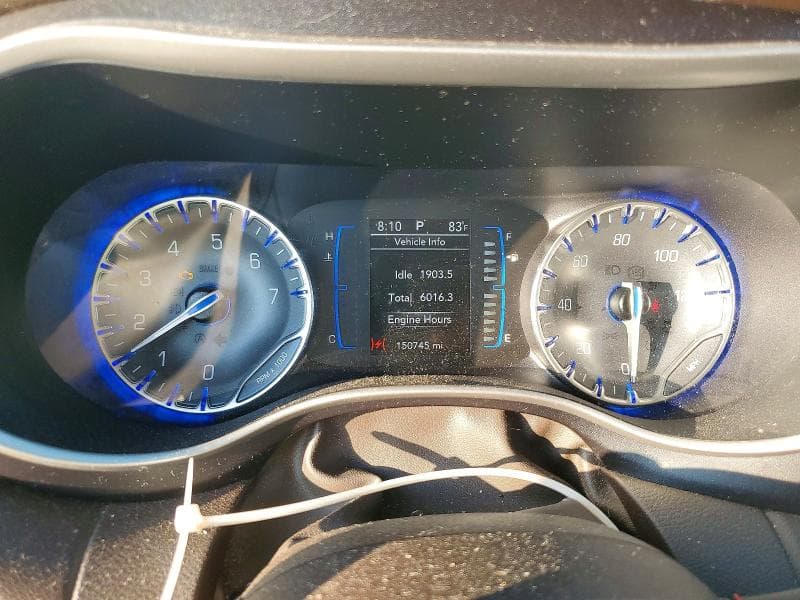 2020 CHRYSLER PACIFICA TOURING 9