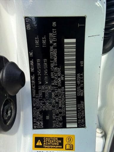 2017 TOYOTA HIGHLANDER LIMITED 12