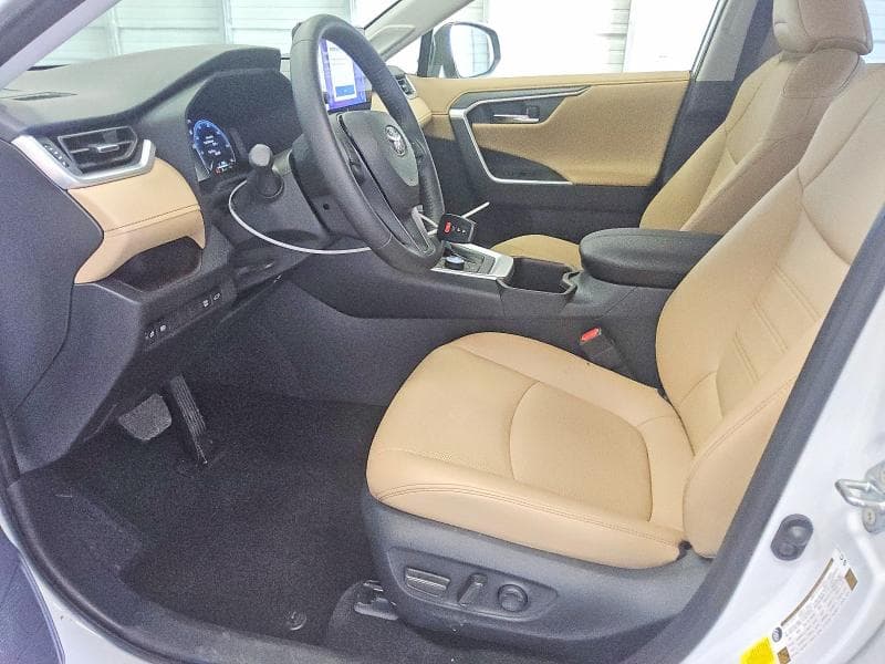 2025 TOYOTA RAV4 LIMITED 7