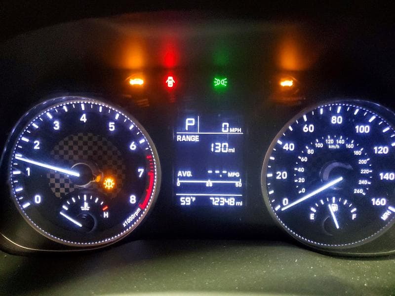 2019 HYUNDAI ELANTRA SE 9
