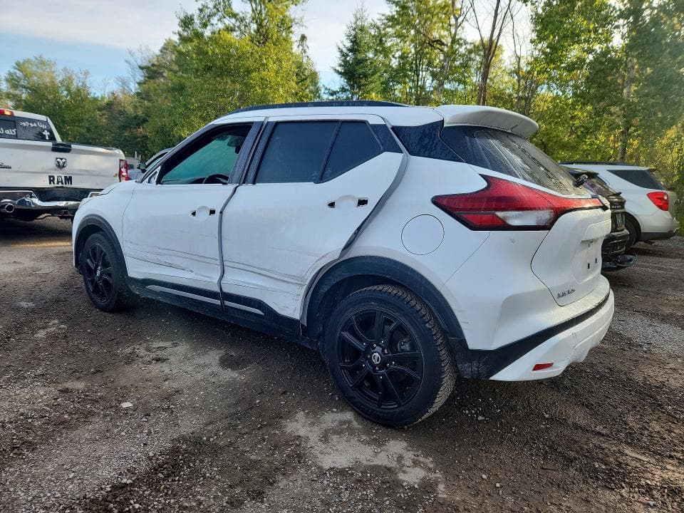 2021 NISSAN KICKS SR 2