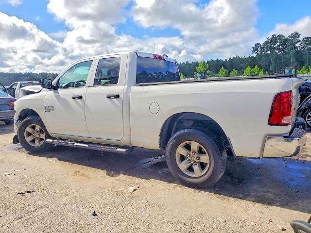 2024 RAM 1500 CLASSIC SLT 2
