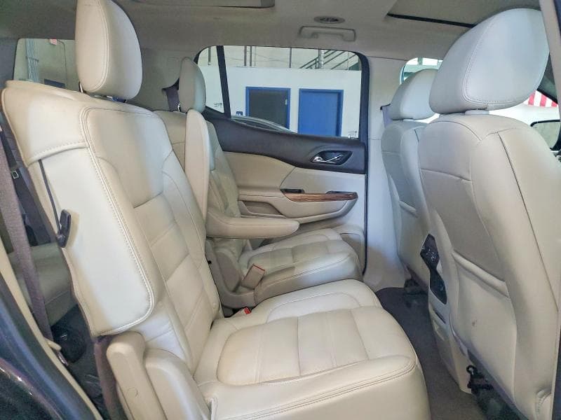 2017 GMC ACADIA DENALI 11