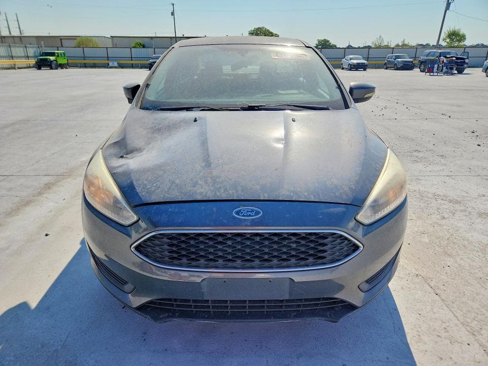 2017 FORD FOCUS SE 5