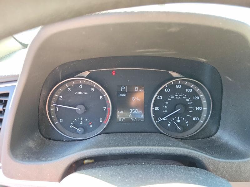 2017 HYUNDAI ELANTRA SE 9