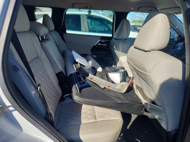 2023 MITSUBISHI OUTLANDER SEL 11