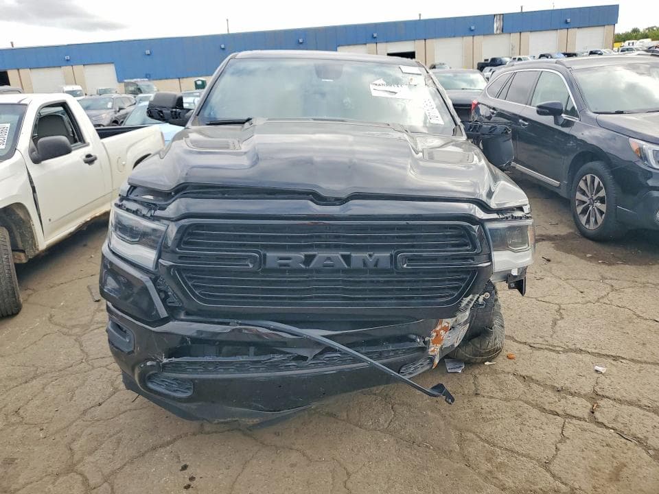 2019 RAM 1500 LARAMIE 5
