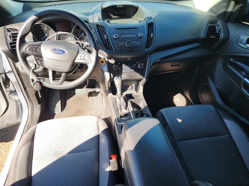 2017 FORD ESCAPE SE 8