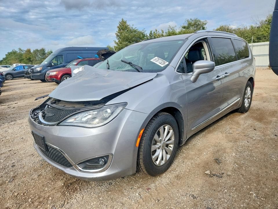 2018 CHRYSLER PACIFICA TOURING L - 1
