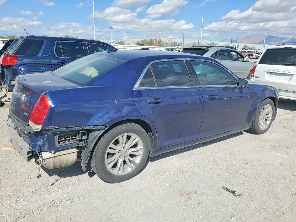 2017 CHRYSLER 300 LIMITED 3