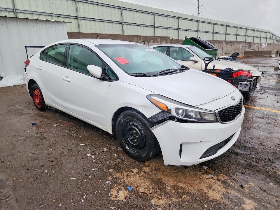 2017 KIA FORTE LX 4