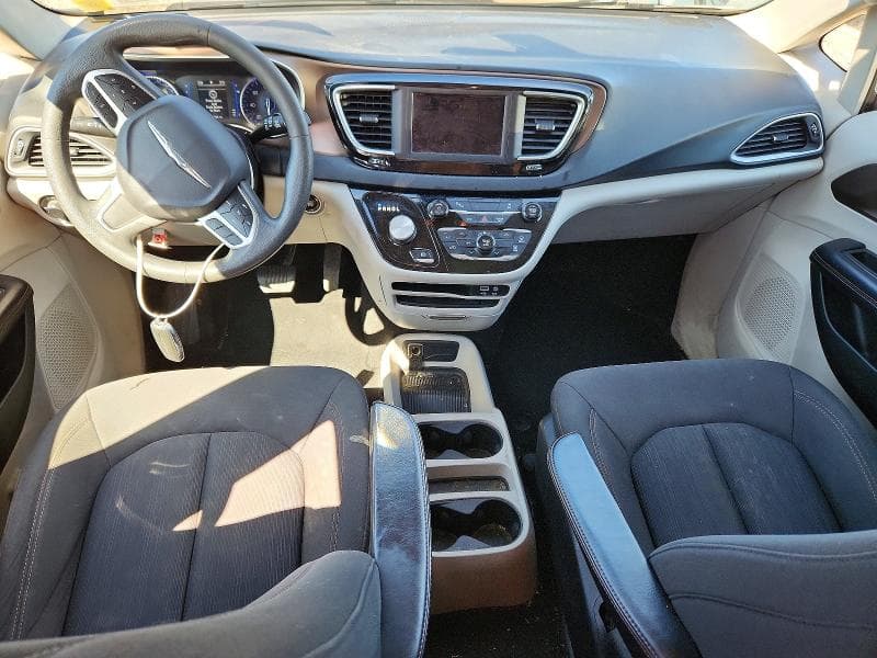 2018 CHRYSLER PACIFICA L 8