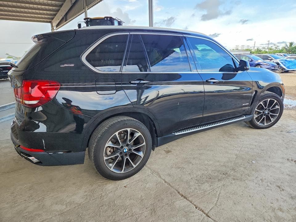 2017 BMW X5 XDR40E 3