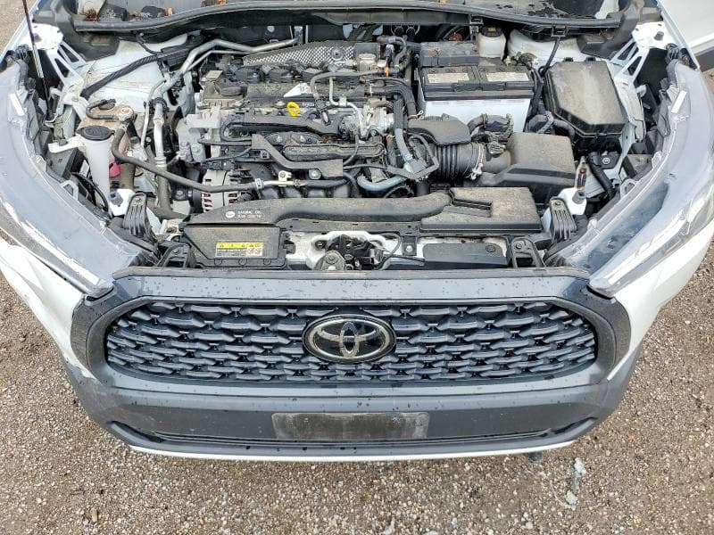 2023 TOYOTA COROLLA CROSS L 12