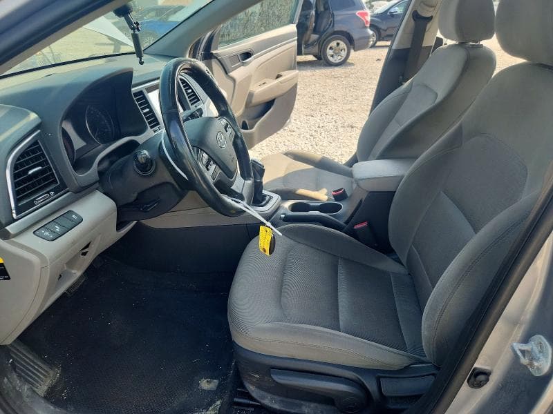 2017 HYUNDAI ELANTRA SE 7