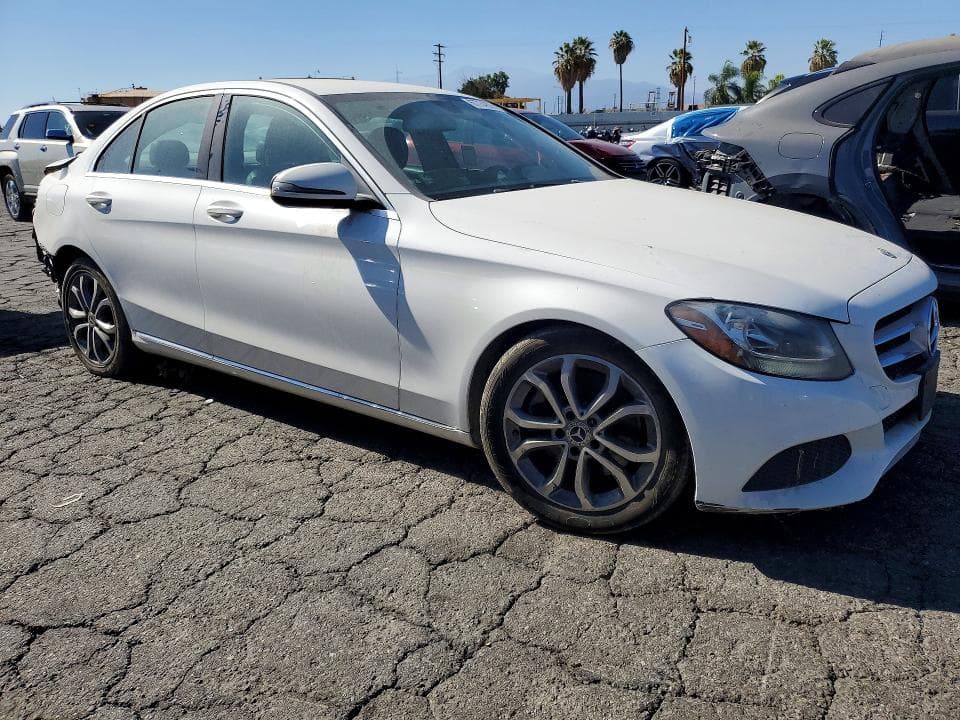 2017 MERCEDES-BENZ C 300 4