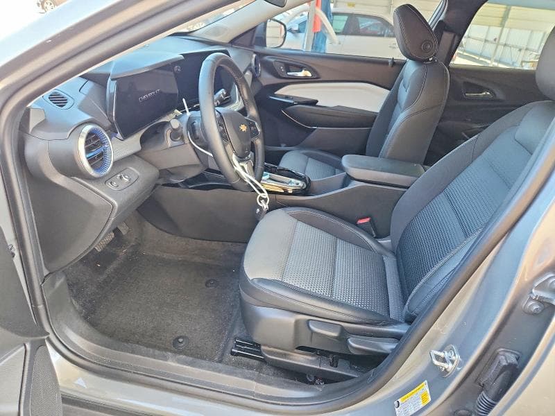 2026 CHEVROLET TRAX 1LT 7