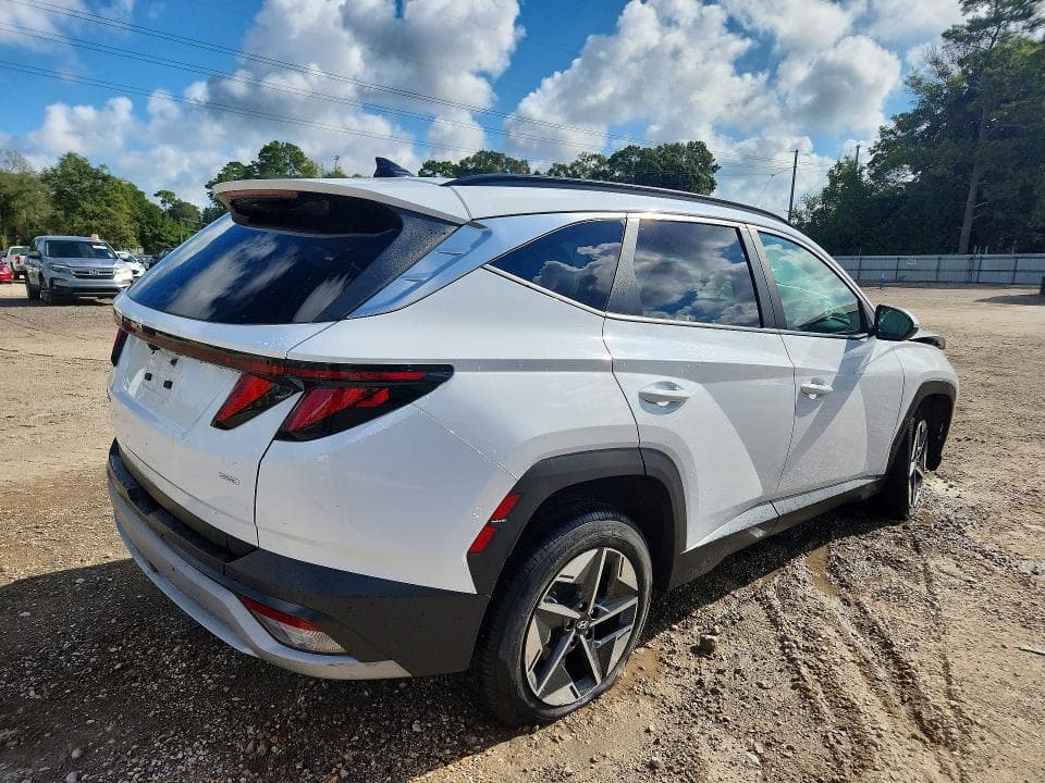 2025 HYUNDAI TUCSON SEL 3