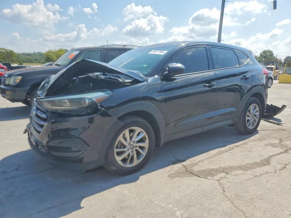 2017 HYUNDAI TUCSON SE - 1