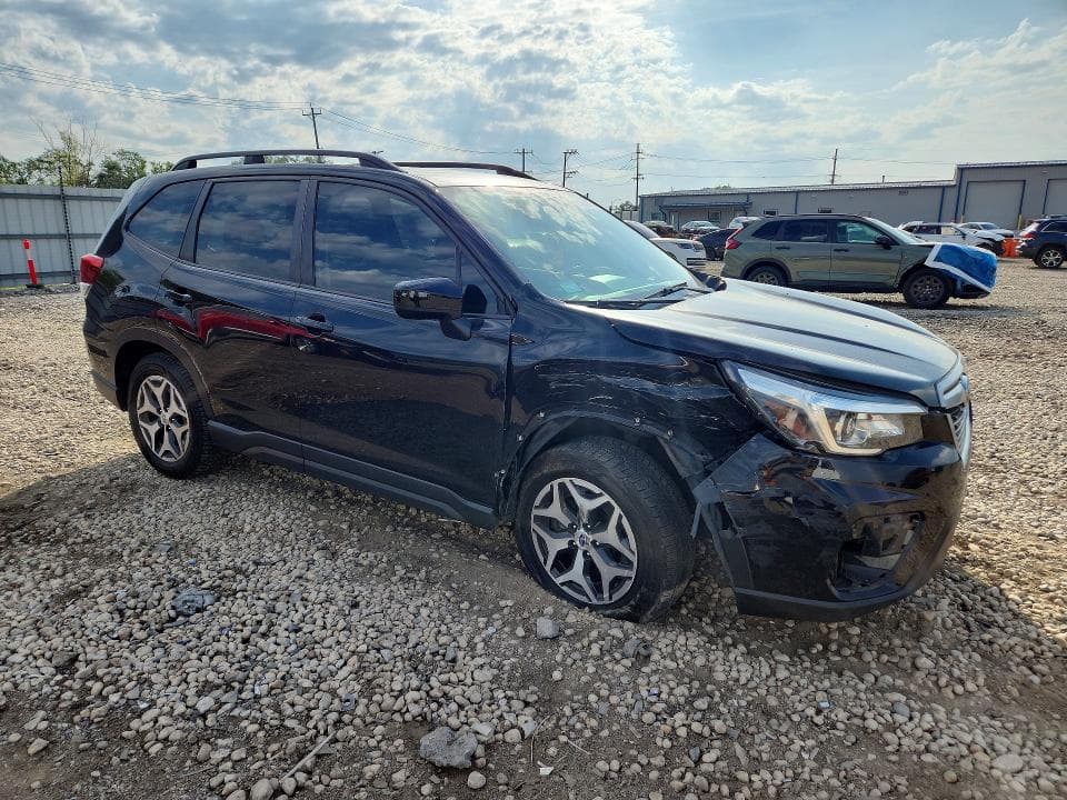2020 SUBARU FORESTER PREMIUM 4