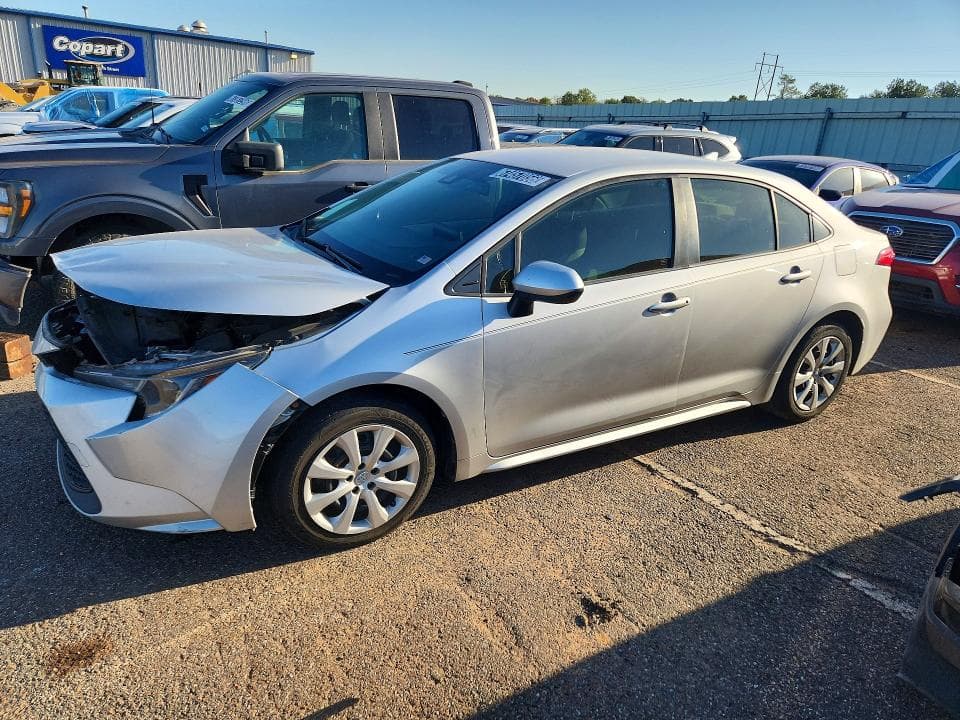 2021 TOYOTA COROLLA LE - 1