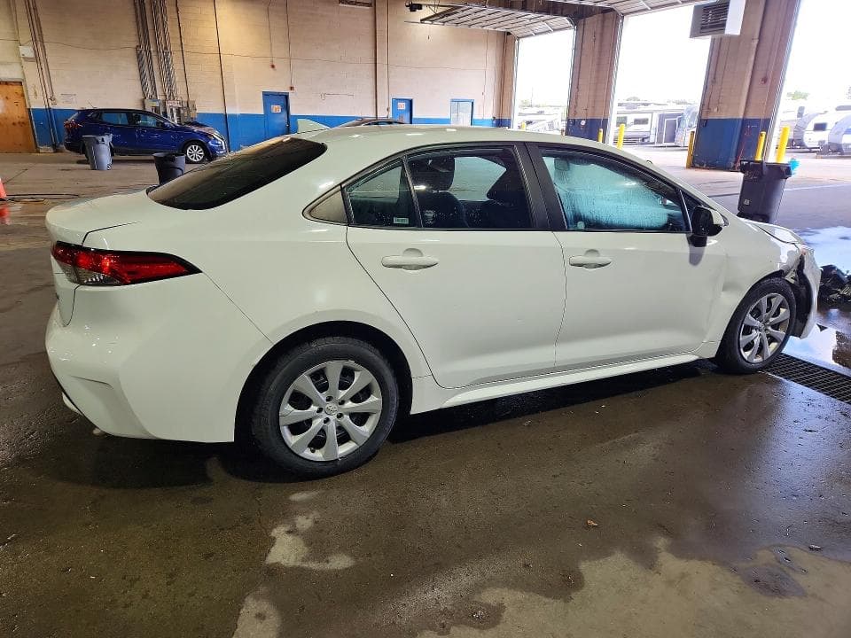 2021 TOYOTA COROLLA LE 3