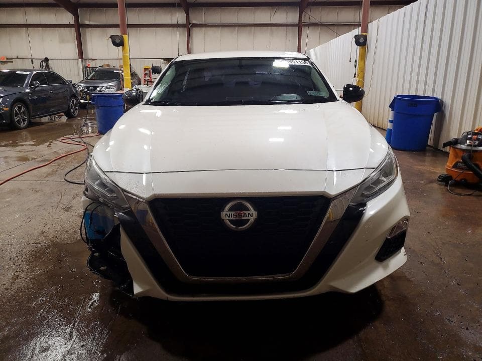 2019 NISSAN ALTIMA SR 5