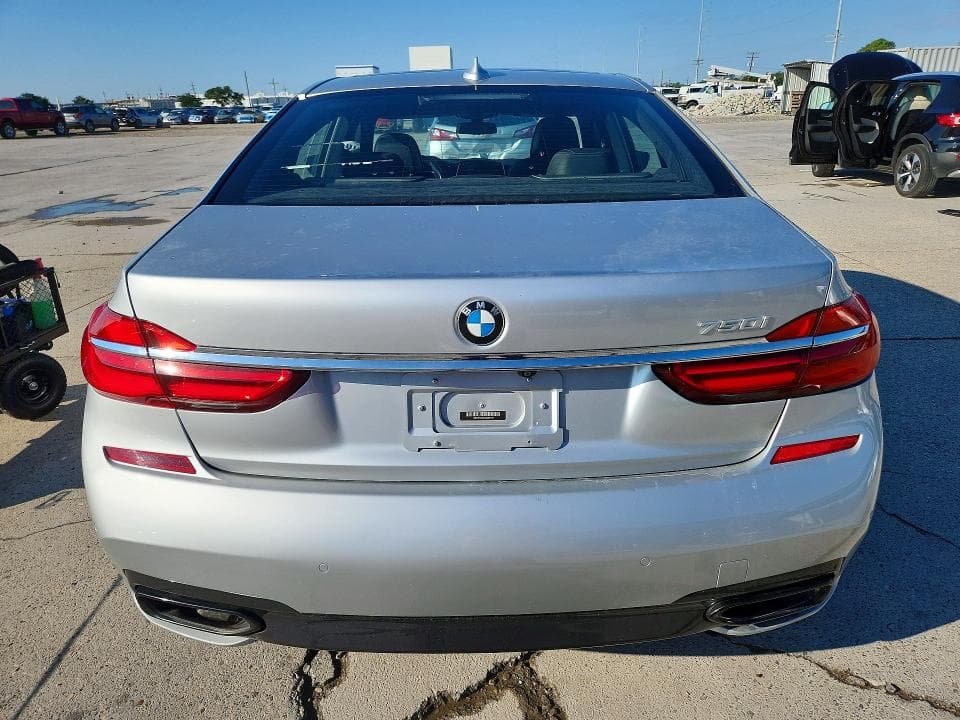 2018 BMW 750 I 6
