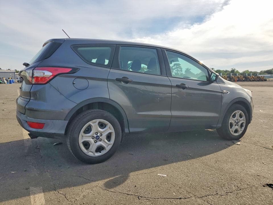 2017 FORD ESCAPE S 3