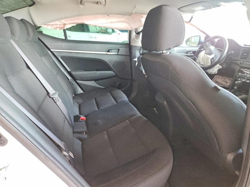 2020 HYUNDAI ELANTRA SEL 10
