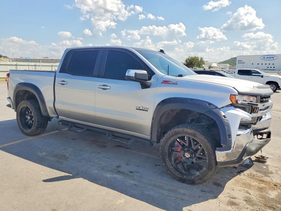 2020 CHEVROLET SILVERADO K1500 LT 4