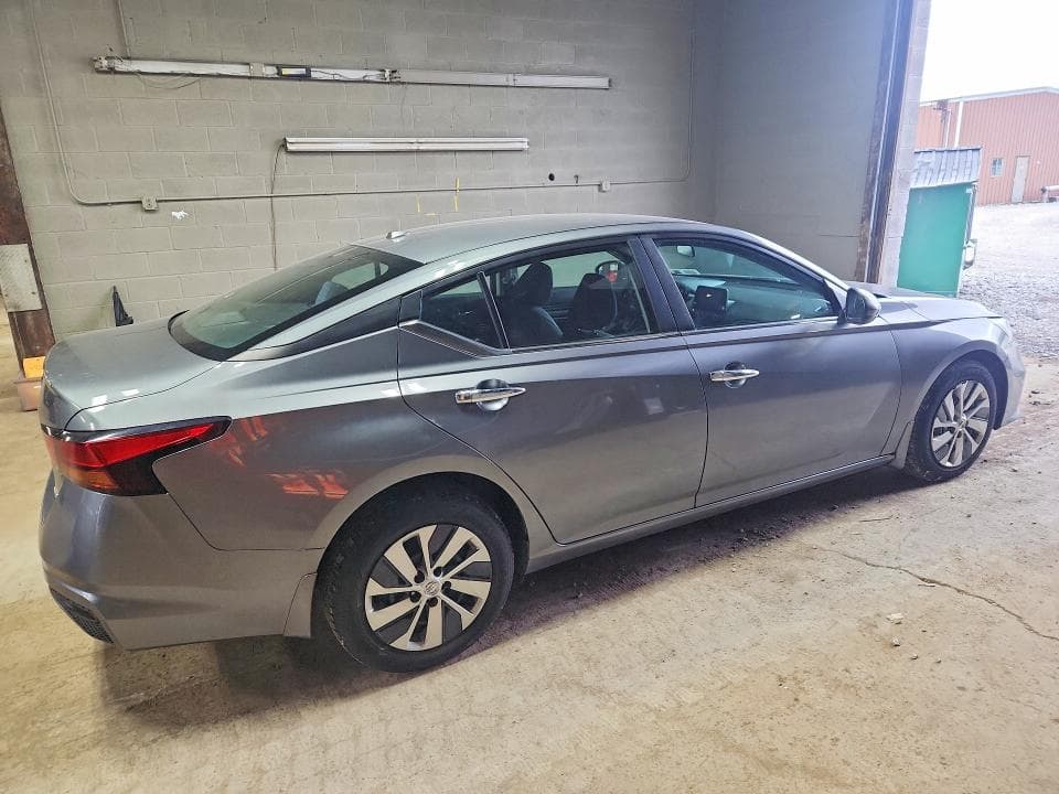 2019 NISSAN ALTIMA S 3