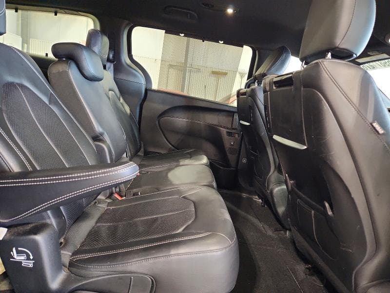 2019 CHRYSLER PACIFICA TOURING L PLUS 11