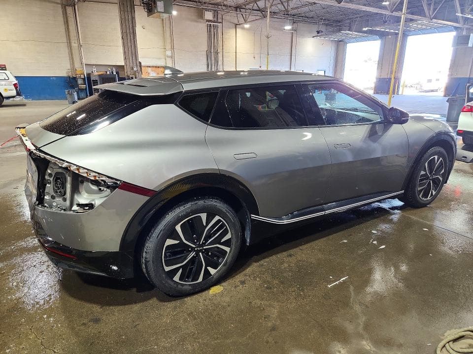 2023 KIA EV6 WIND 3
