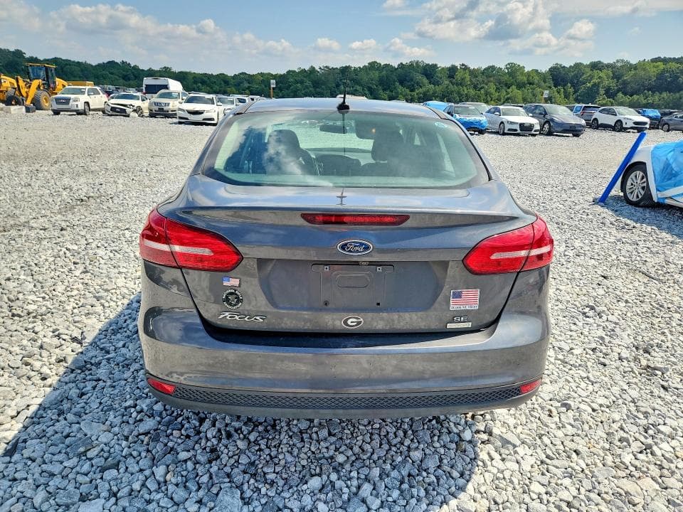 2017 FORD FOCUS SE 6